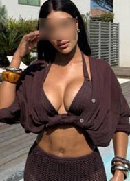 british escorts london English busty party girl CLAIRE